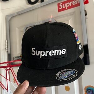 Supreme Hat Box Logo New Era Championship Fitted Black